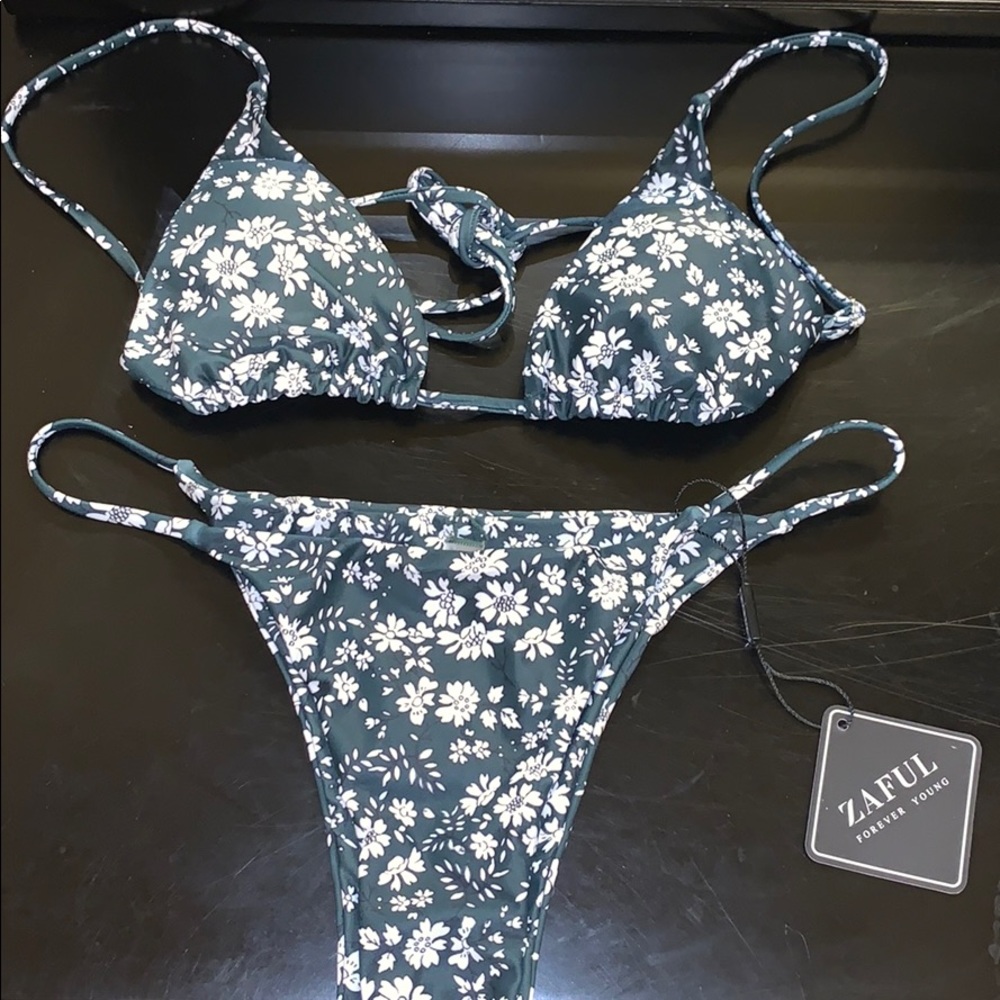 Brand new floral bikini